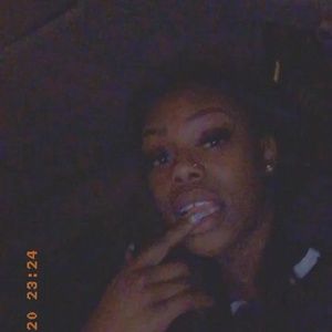 Meet your Posher, Sade